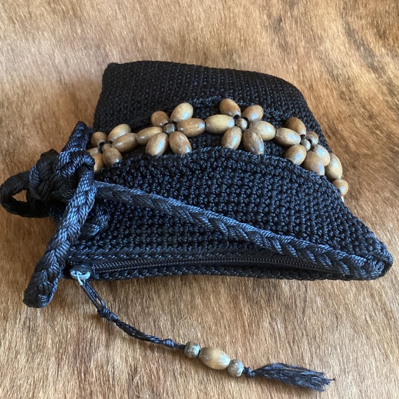 Emanuel Geraldo Black Crochet Wood Bead Boho Handbag - Picture 6 of 8